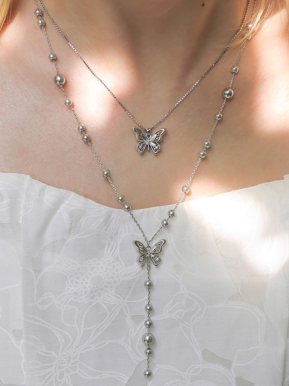 MUKTANK×SUN HUNTER “Emergence”Baby's - Breath Lace Butterfly Y - shaped Necklace
