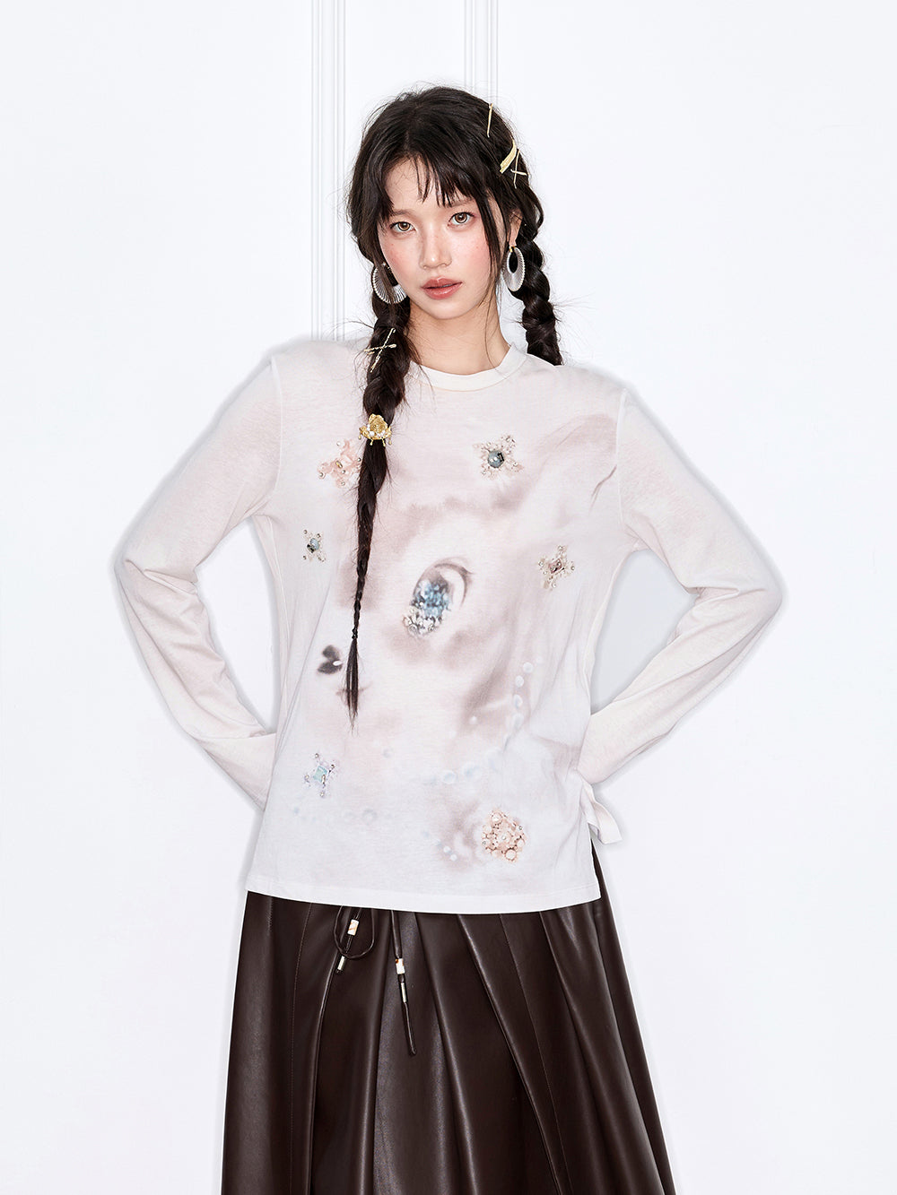 MUKZIN“The Sequence of Deer's Call”White Ink Painting Print Decor Oversized Long-Sleeve Top