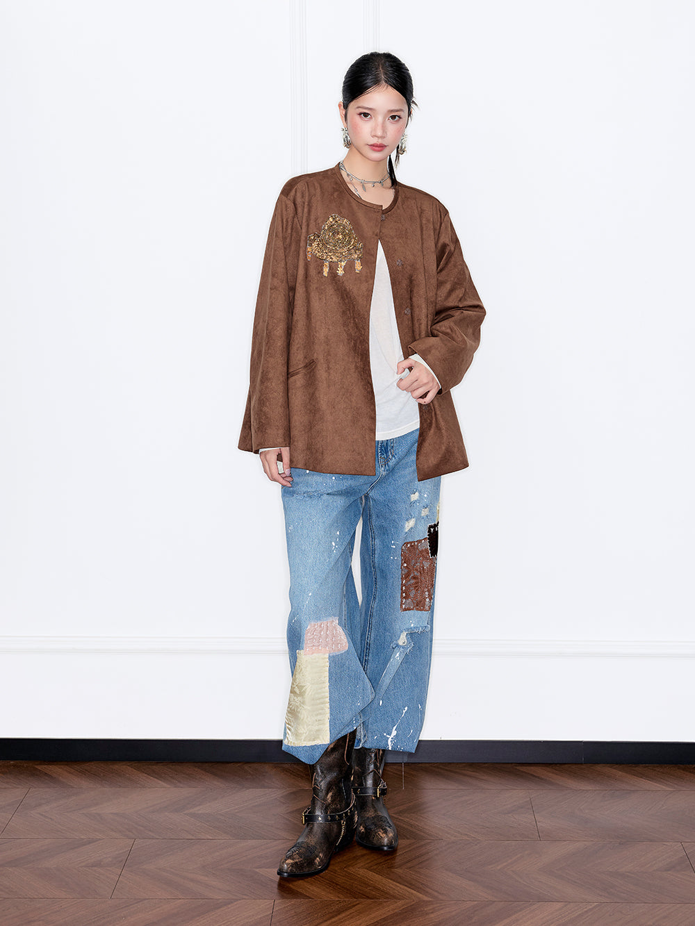 MUKZIN“Capsule Collection”Brown Suede-like Round Neck Jacket with Embroidered Accents - Loose Fit