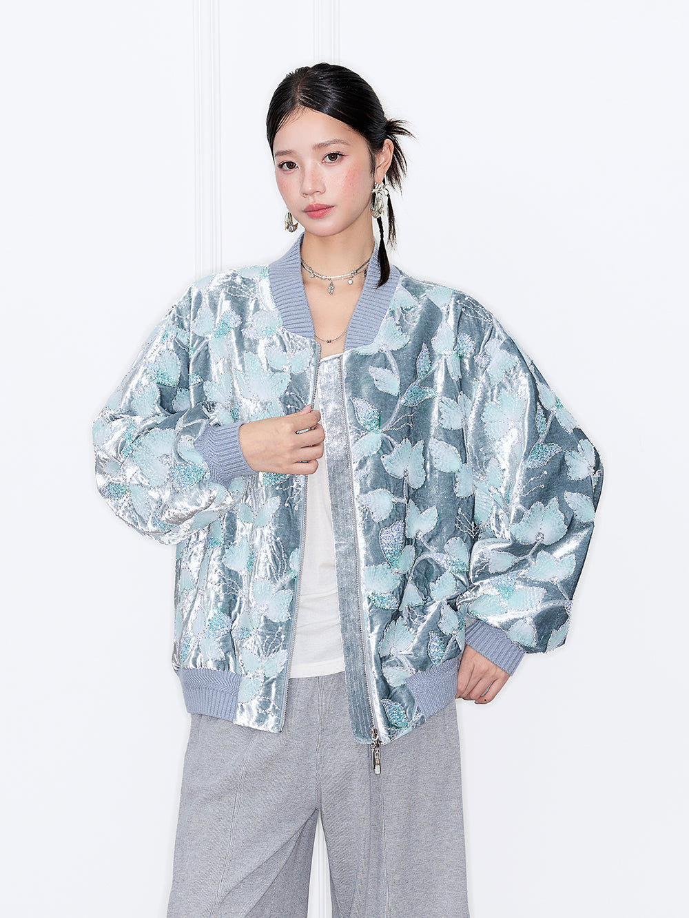 MUKZIN“Capsule Collection”Silver Gray Velvet Jacquard Baseball Jacket
