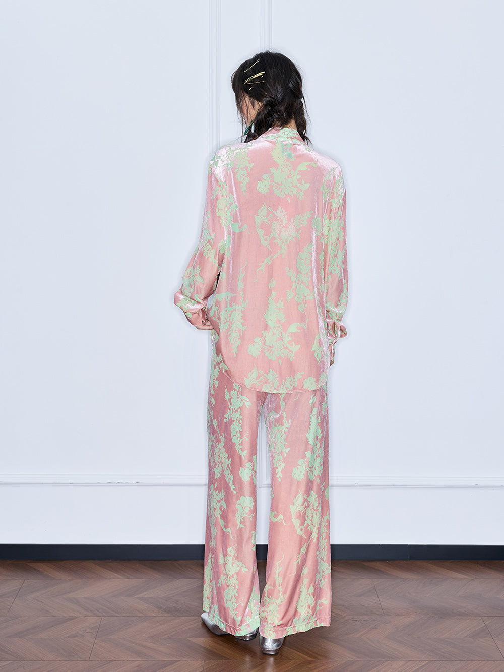 MUKZIN“Capsule Collection”Pink Velvet Chinese-Style Printed Slant-Collar Top