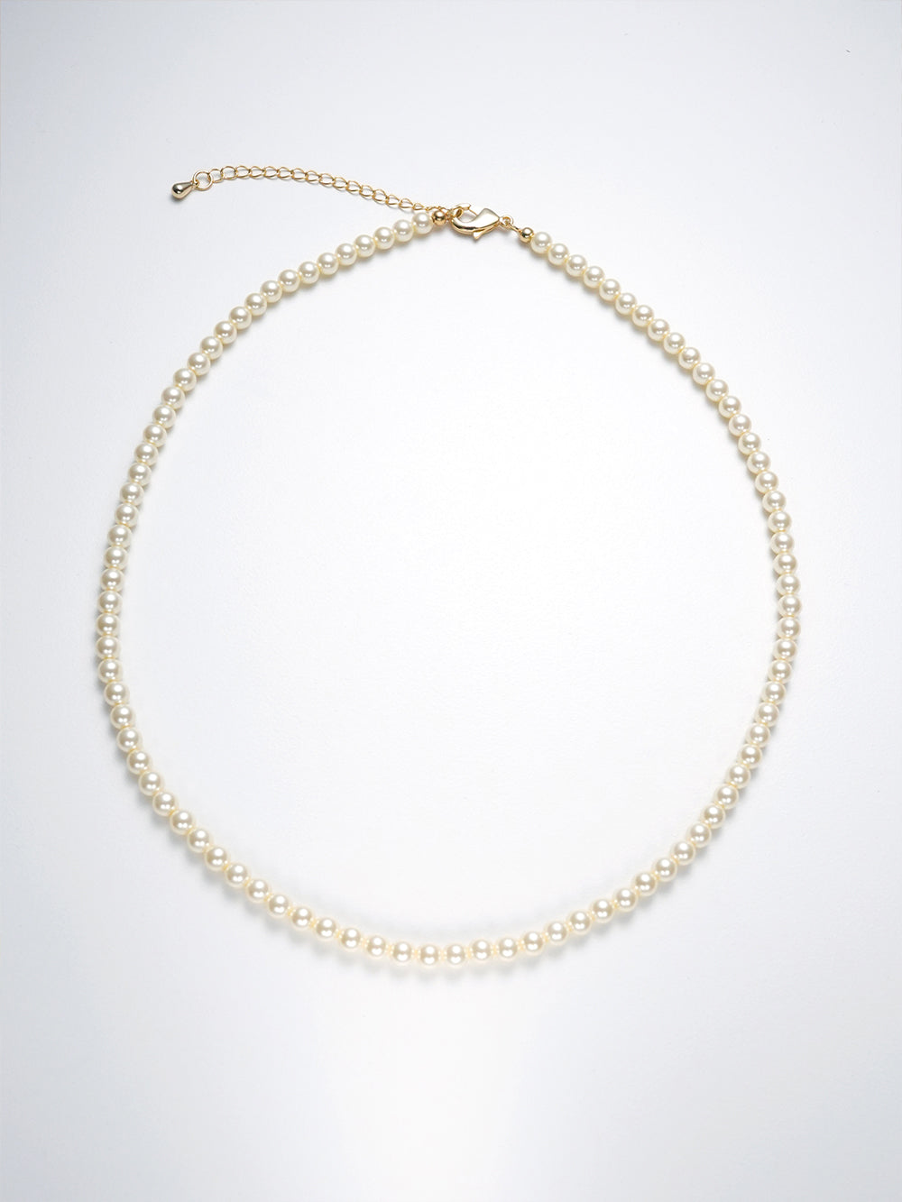 MUKTANK Warm Gold Mini Petite Pearl Necklace