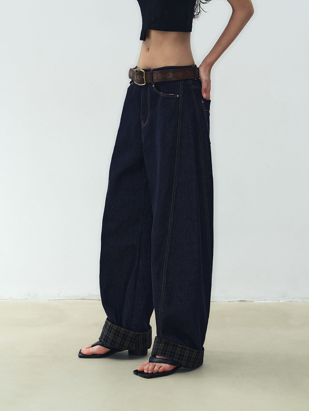 MUKTANK X WESAME Spliced Sickle Pants