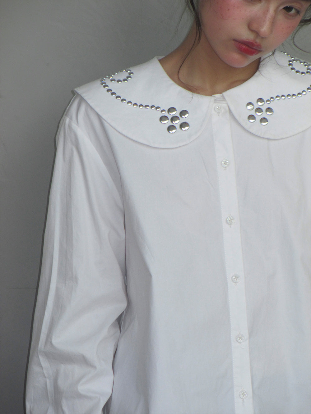 MUKTANK×LOUMUTAKU Rivet Flower Doll Collar Shirt