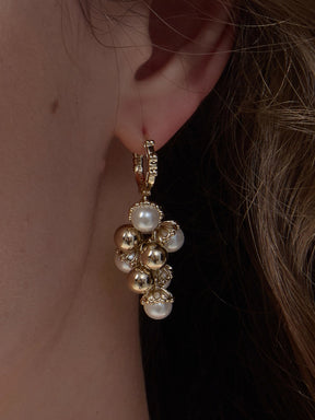 MUKTANK×SUN HUNTER Pearl Cluster Faux Pearl Ear Cuffs