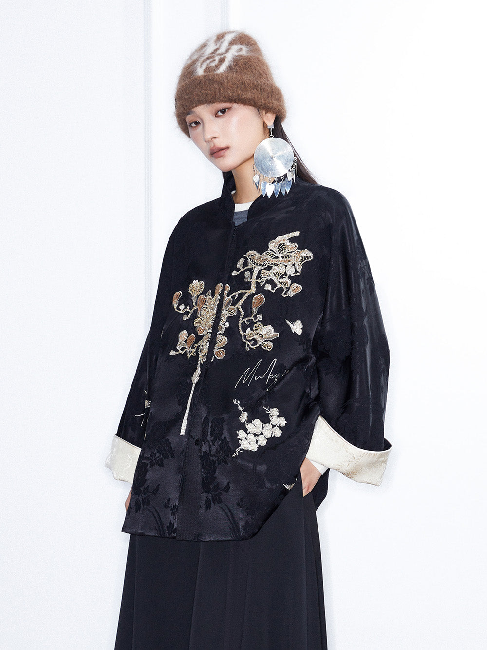 MUKZIN  Linglong "Night Banquet" Chinese Embroidered Jacquard Coat