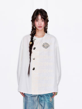 MUKZIN“The Sequence of Deer's Call”White Asymmetrical Placket Button Decor Badge Oversized Jacquard Shirt