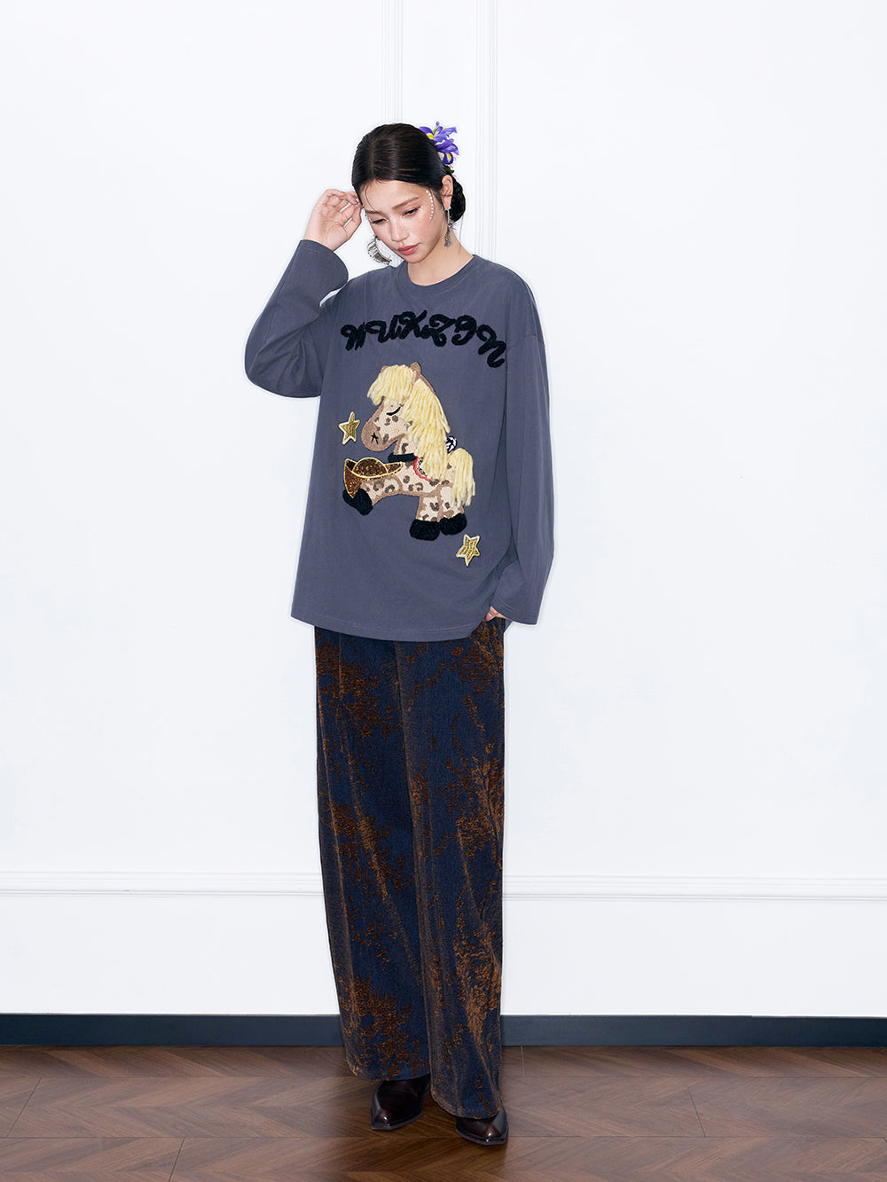MUKZIN“Capsule Collection”Cute Cartoon Pony Embroidered Long-Sleeve T-Shirt