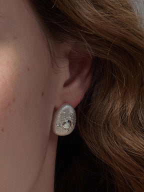 MUKTANK×SUN HUNTER Oval Brushed Stud Earrings