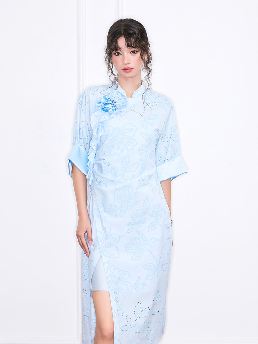 MUKZIN“Realm of Ethereal Mist”National Style Blue Jacquard Pleated Slit Half-sleeve Qipao Dress