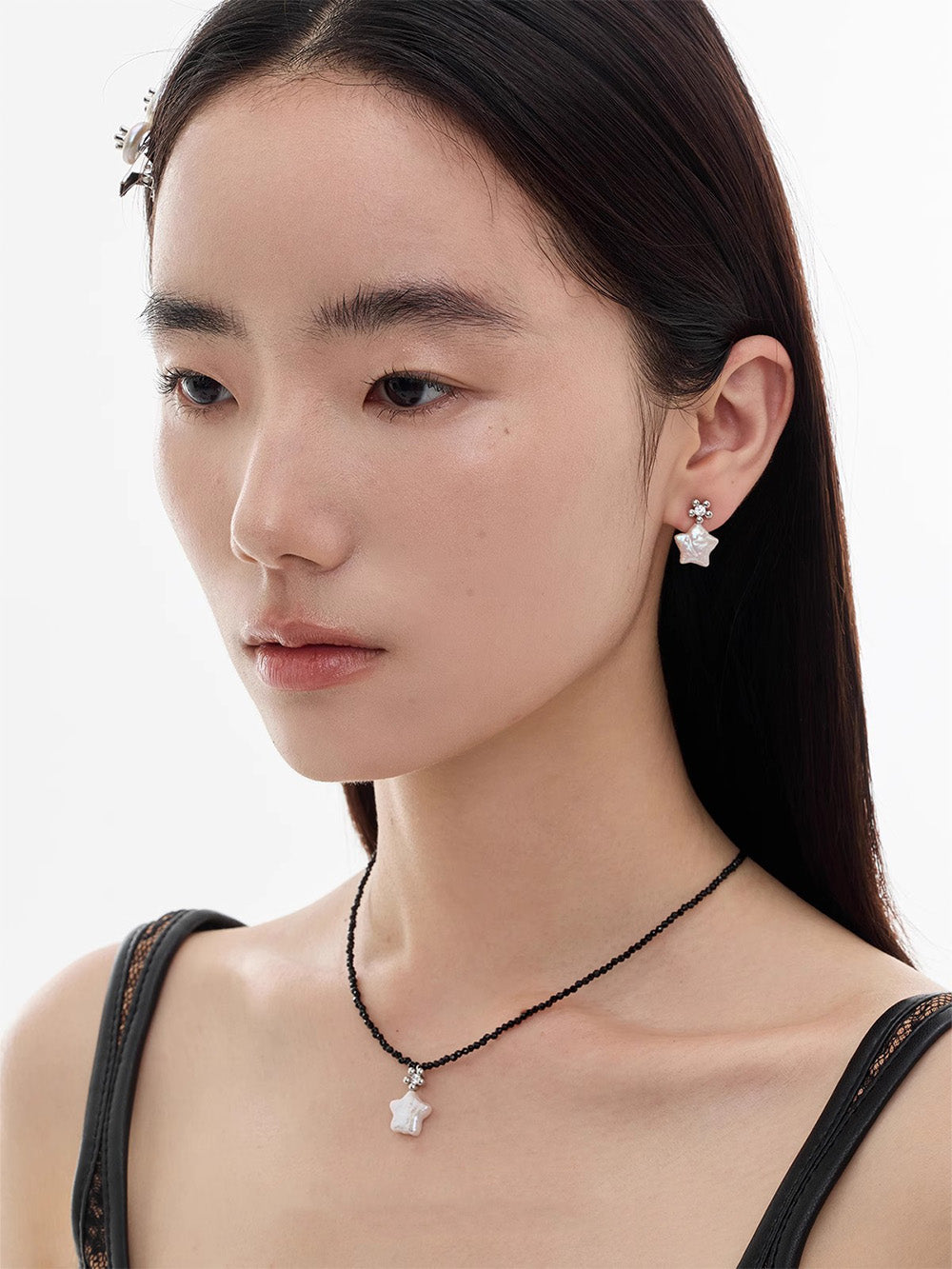MUKTANK x SUN HUNTER Black Crystal Star Pearl Necklace