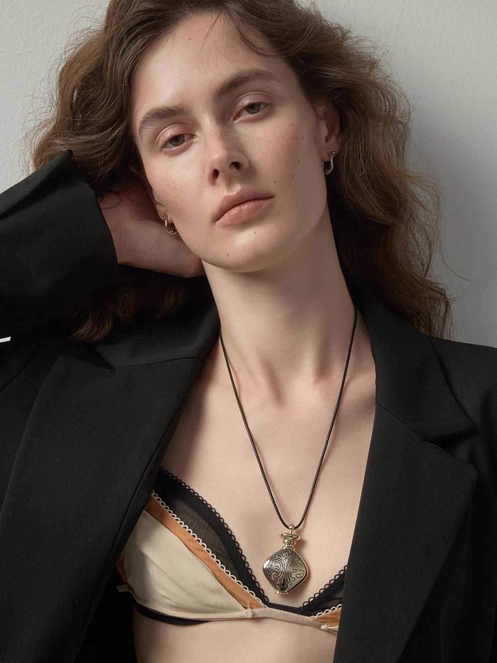 MUKTANK×SUN HUNTER Iris Carved Flask Adjustable Slider Necklace