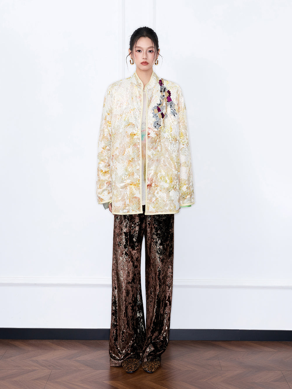 MUKZIN“The Sequence of Deer's Call”Gilt Texture Patchwork Sequin Decor Stand-Collar Coat