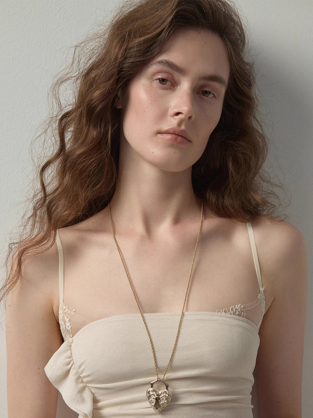 MUKTANK×SUN HUNTER Long Vintage Embossed Heart Necklace