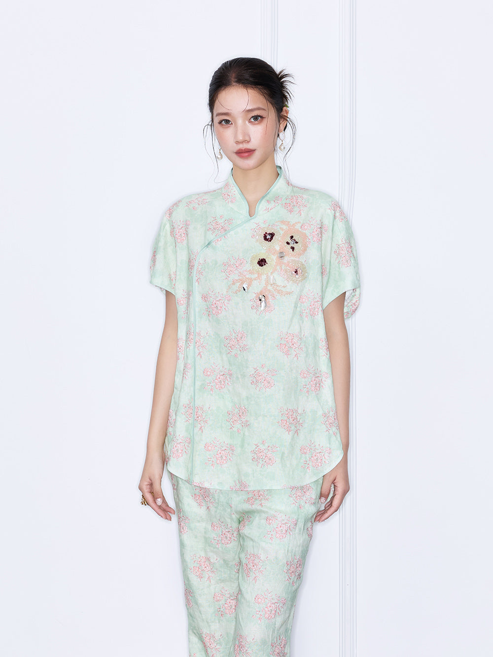 MUKZIN "Misty Longjing Tea" New Chinese Style Green Embroidered Linen Set Top