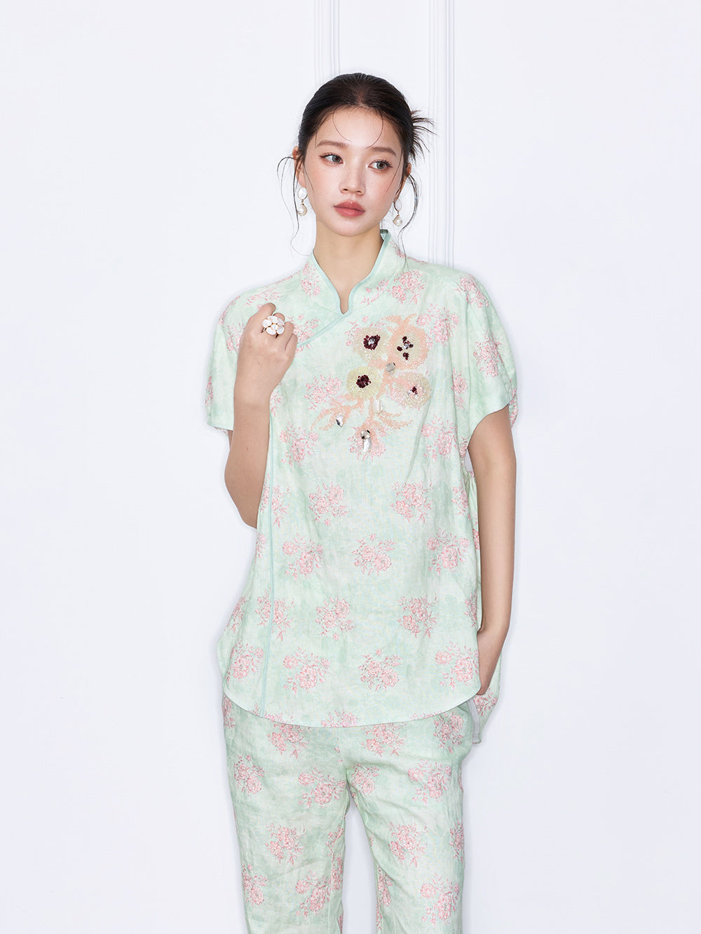MUKZIN "Misty Longjing Tea" New Chinese Style Green Embroidered Linen Set Top