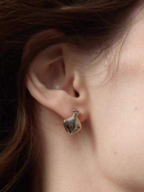 MUKTANK×SUN HUNTER Utensil Flask Earring Set