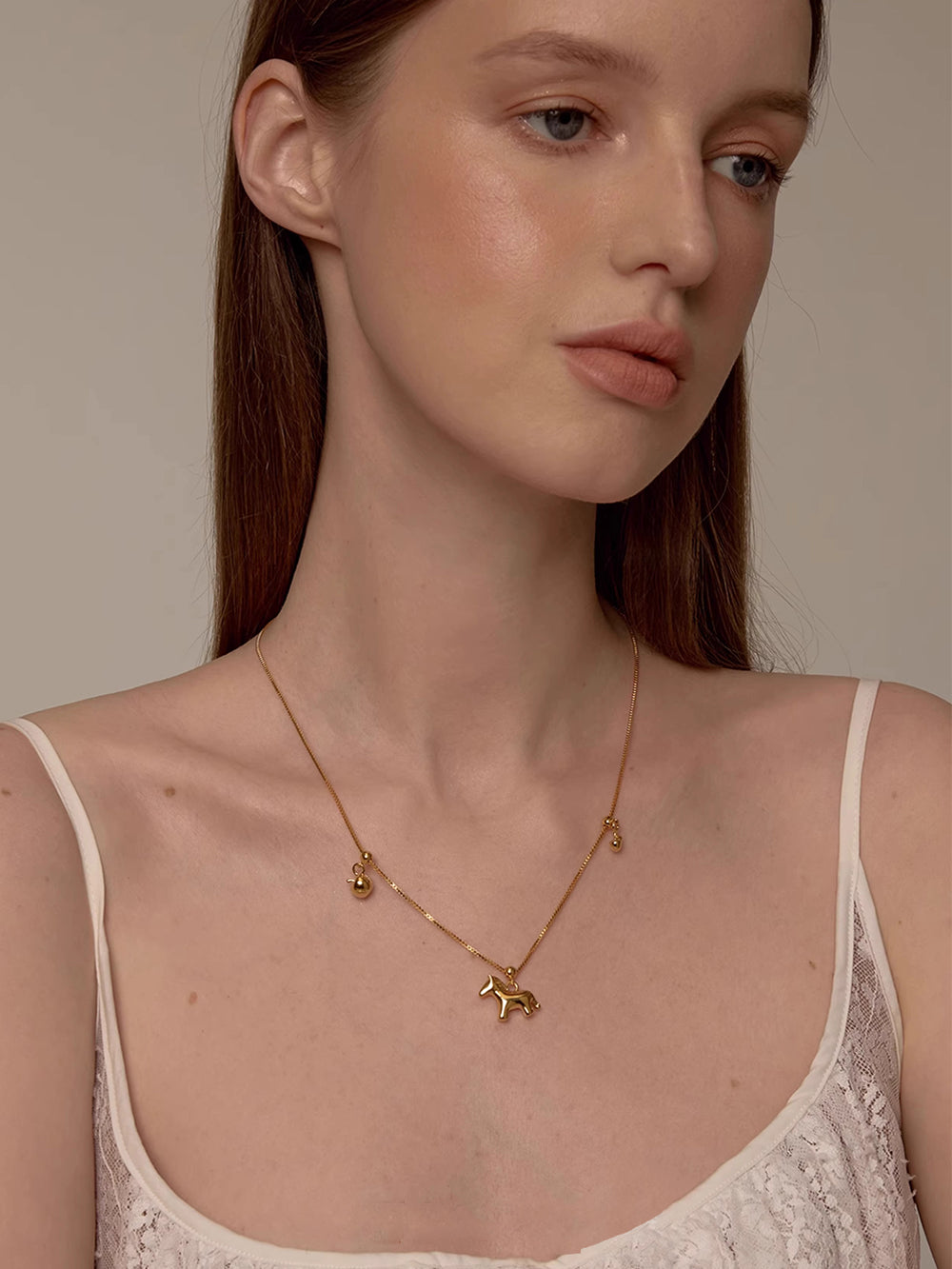 MUKTANK×SUN HUNTER Pullable Pendant Necklace in Pony Shape