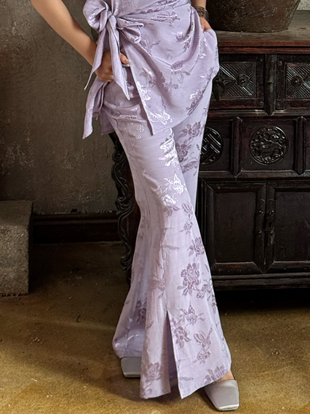 MUKZIN“Capsule Collection”Light Purple Chinese - style Frog Button Floral Embroidered Wide - Leg Pants