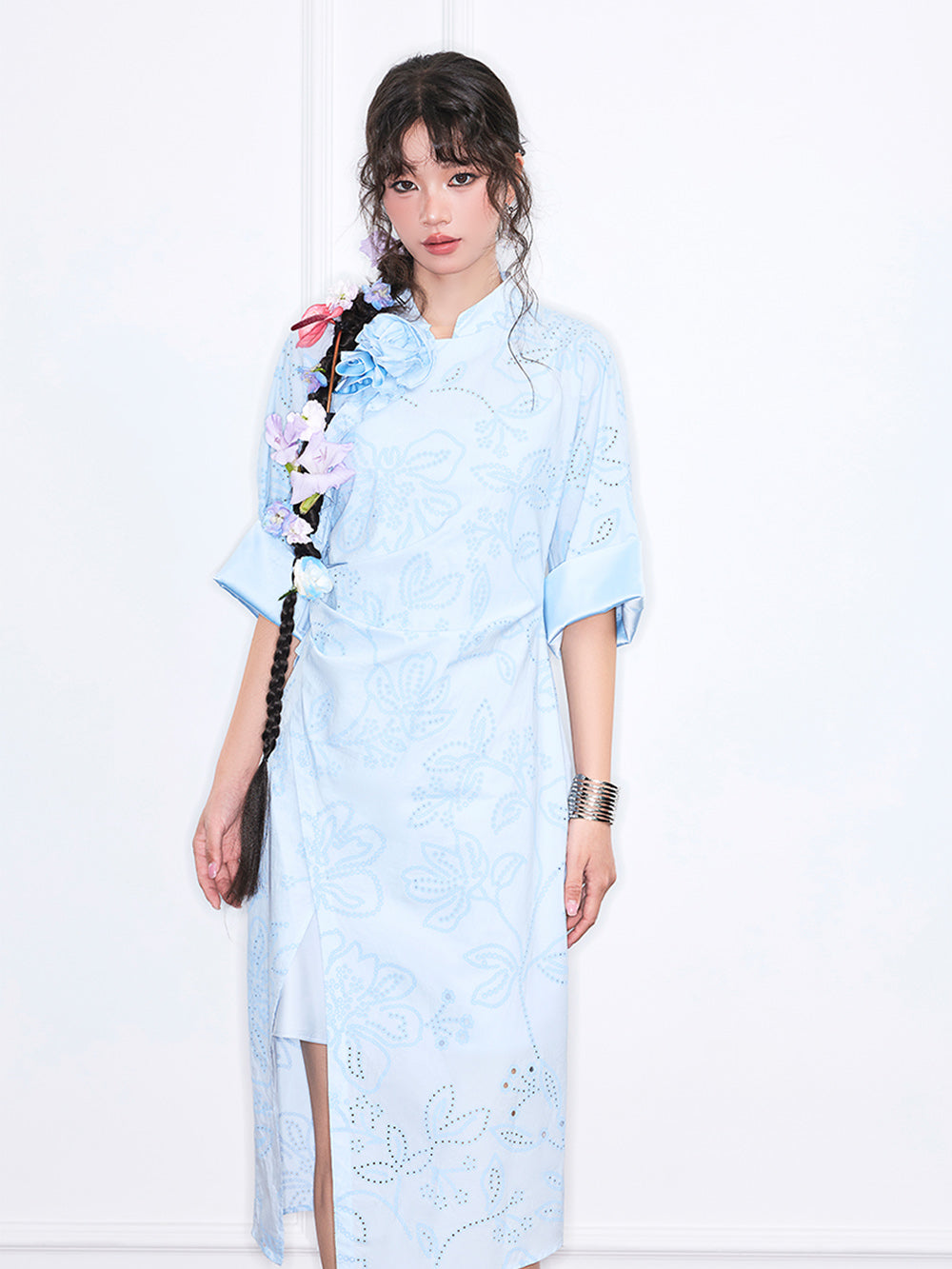 MUKZIN“Realm of Ethereal Mist”National Style Blue Jacquard Pleated Slit Half-sleeve Qipao Dress