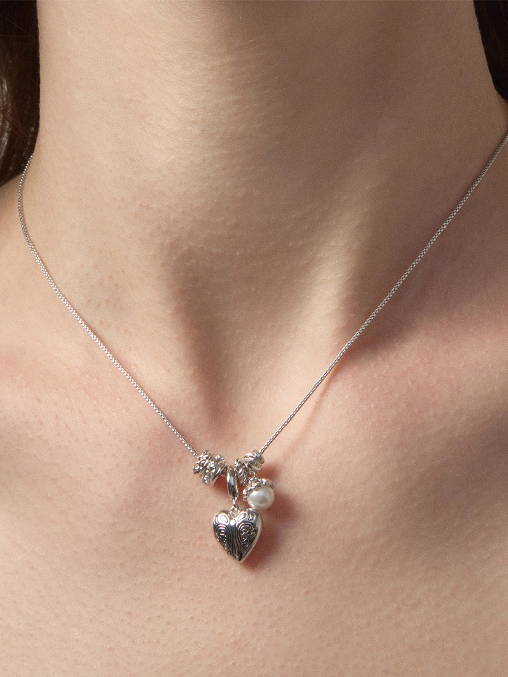 MUKTANK×SUN HUNTER Carved Broken Heart Pendant Necklace