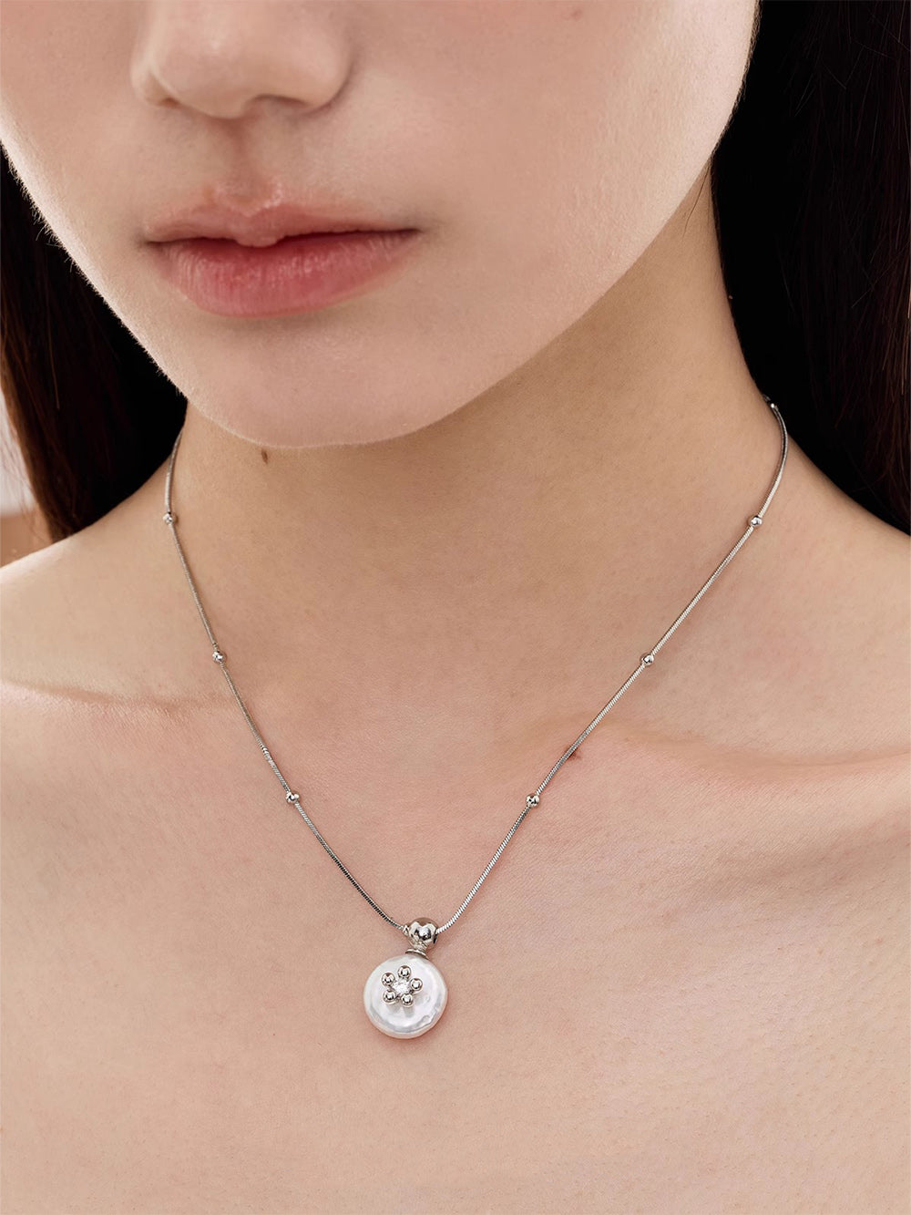 MUKTANK x SUN HUNTER Round Freshwater Pearl Necklace