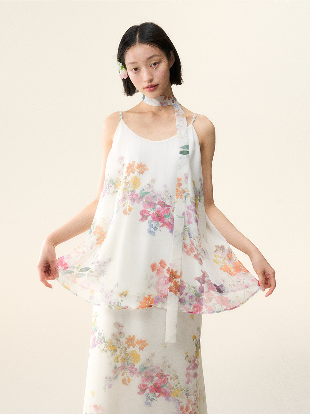 MUKTANK×LOUMUTAKU Top of the Light-colored Flower Cluster Suit