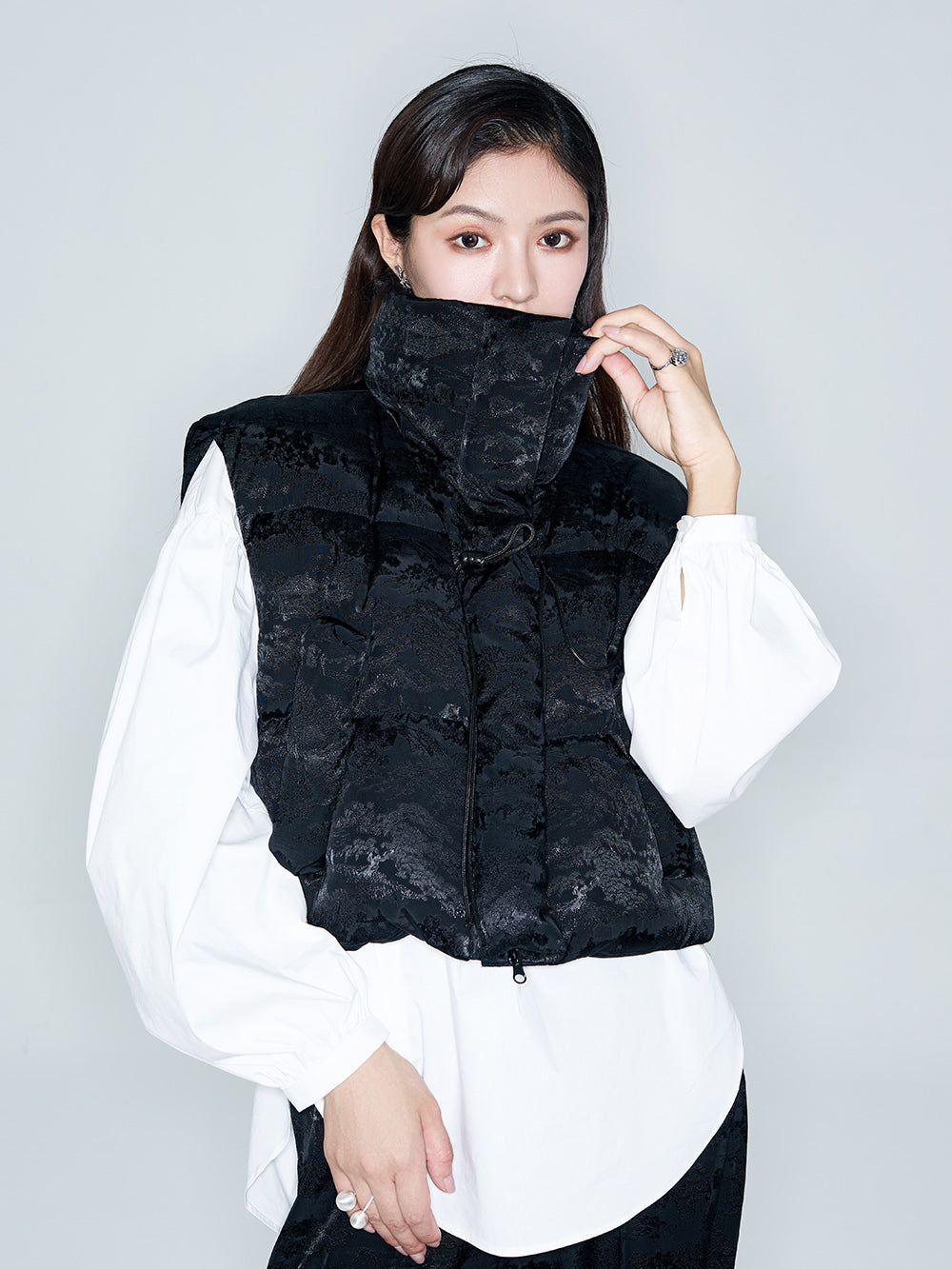 MUKZIN Linglong "Orchid Pavilion" Short-style Design Down Vest