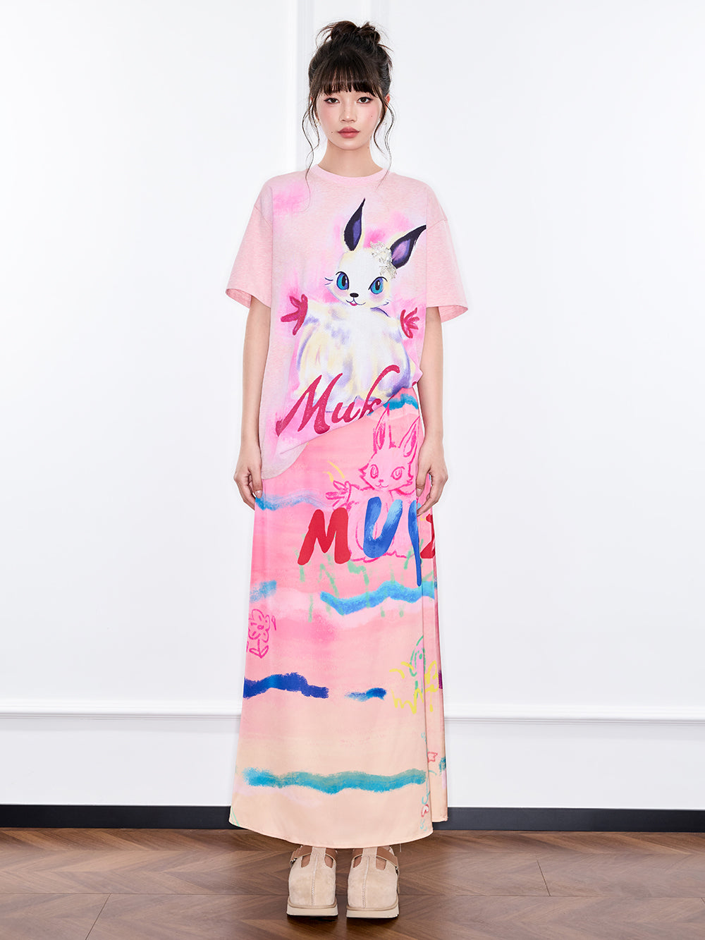 Mukzin "Ode To The New Summer"Half-Skirt With Graffiti Art Style And Colorful Prints