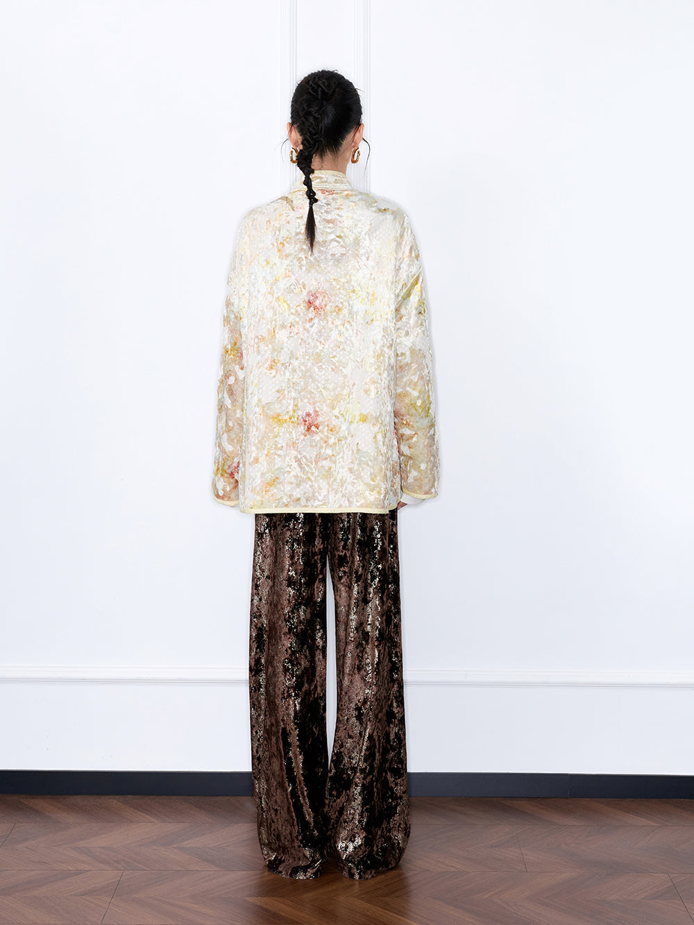 MUKZIN“The Sequence of Deer's Call”Gilt Texture Patchwork Sequin Decor Stand-Collar Coat