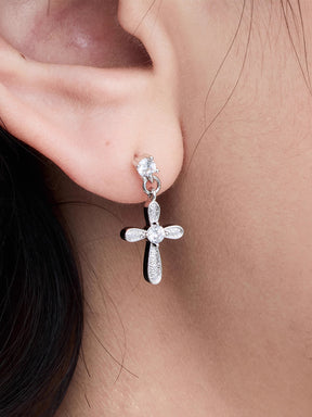 MUKTANK×SUN HUNTER Cross earring set