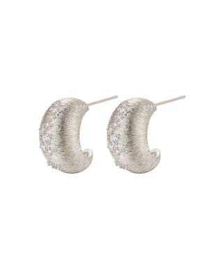 MUKTANK×SUN HUNTER Pea C-Hoop Brushed Earrings