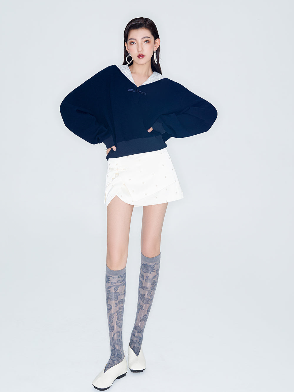 MUKZIN Linglong New Chinese-style Navy Collar Silhouette Sweatshirt