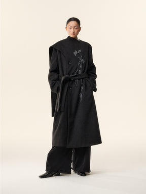 MUKTANK×LOUMUTAKU Scarf-Accented Beaded Embroidery Coat