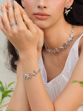 MUKTANK×SUN HUNTER “Emergence”Exquisitely Crafted Lace Butterfly Necklace