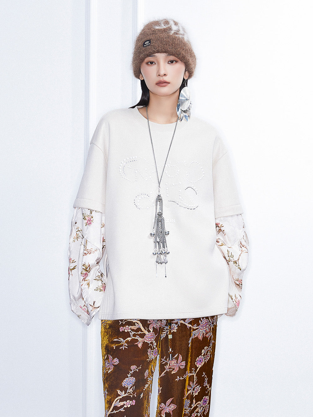 MUKZIN Linglong“Soft Armor”Round Neck Faux Two-Piece Sweatshirt.