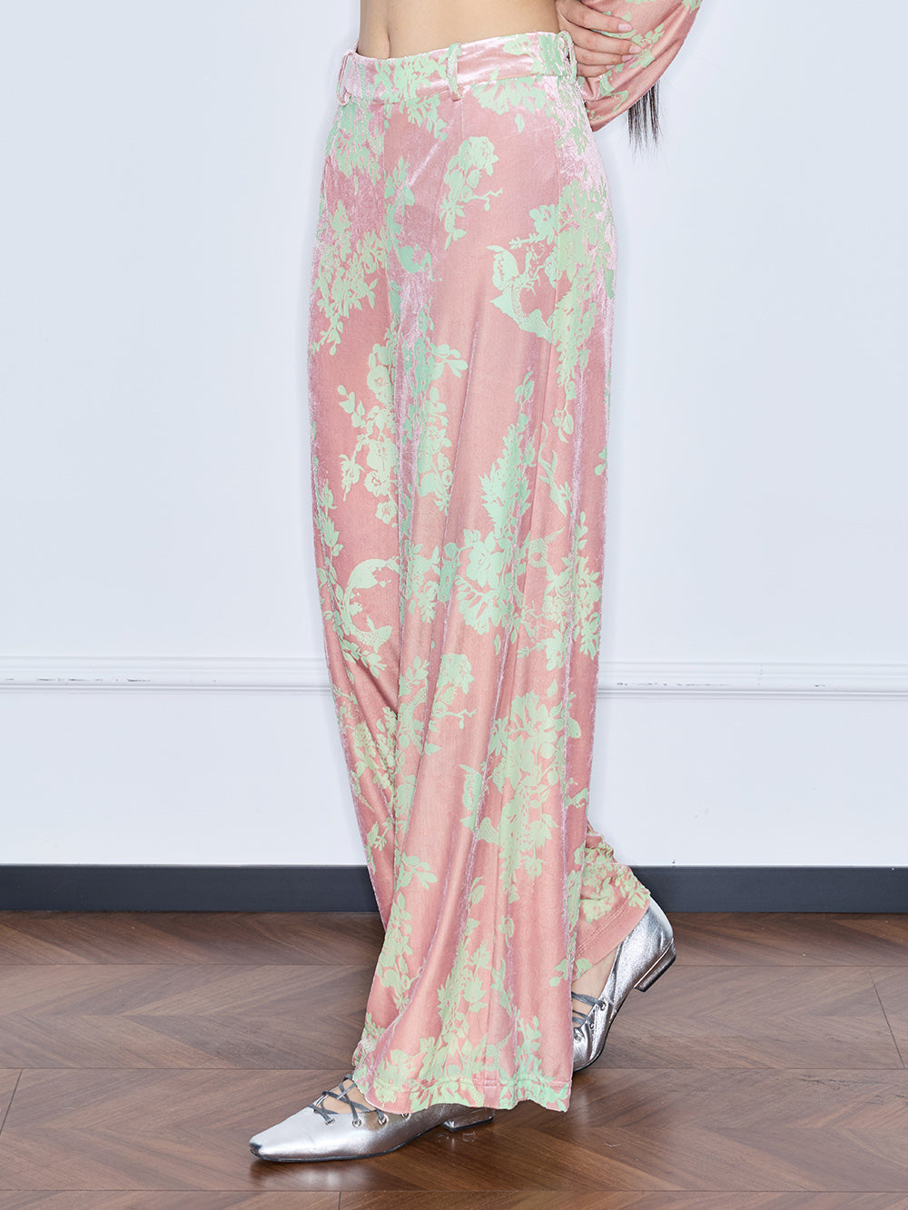 MUKZIN“Capsule Collection”Pink Velvet Chinese-Style Printed Wide-Leg Pants