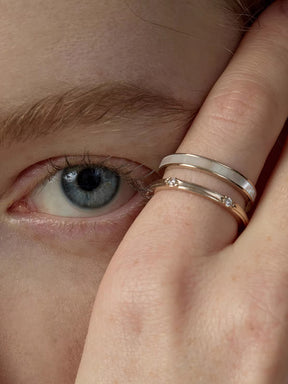 MUKTANK×SUN HUNTER Mother-of-Pearl Iris Double Ring