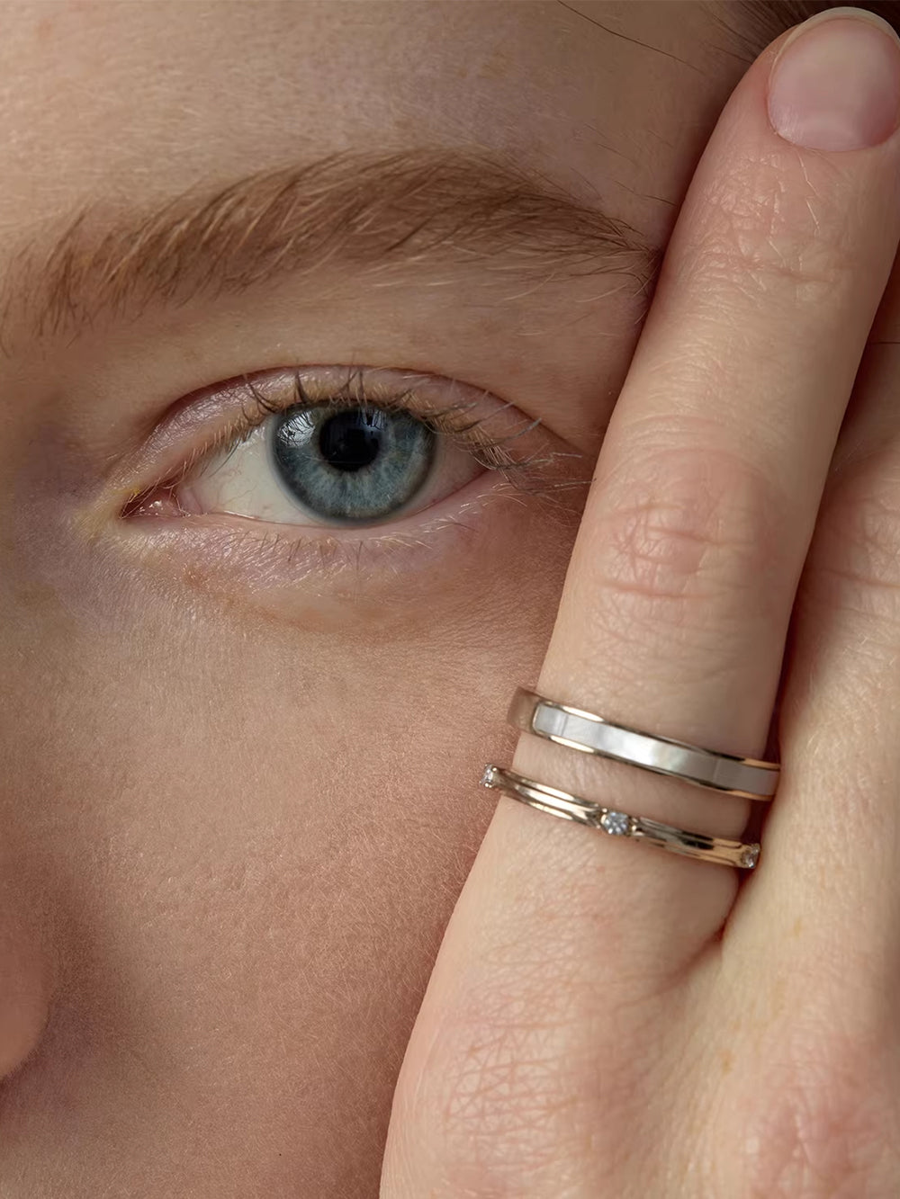 MUKTANK×SUN HUNTER Mother-of-Pearl Iris Double Ring