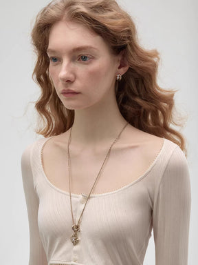 MUKTANK×SUN HUNTER Mother-of-Pearl Lulutong Iris Necklace