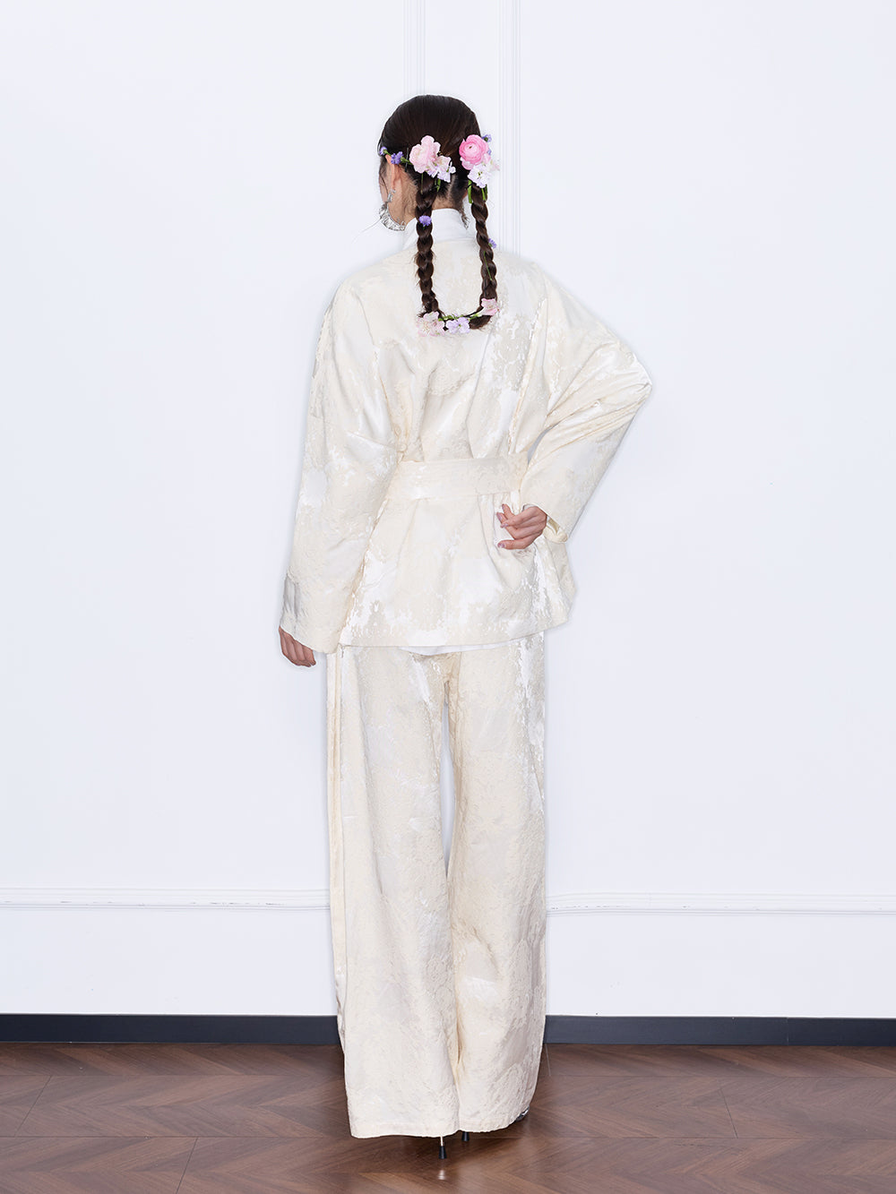 MUKZIN“Capsule Collection”Kimono Style Embroidered Jacquard Wrap Jacket with Belt