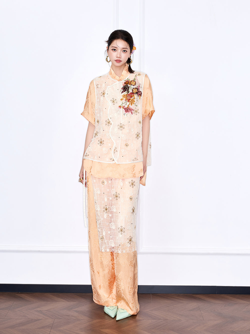 MUKZIN “Chang’an Summer Feast” Collection New Chinese Style Oriental-Inspired Asymmetric Placket Sheer Vest