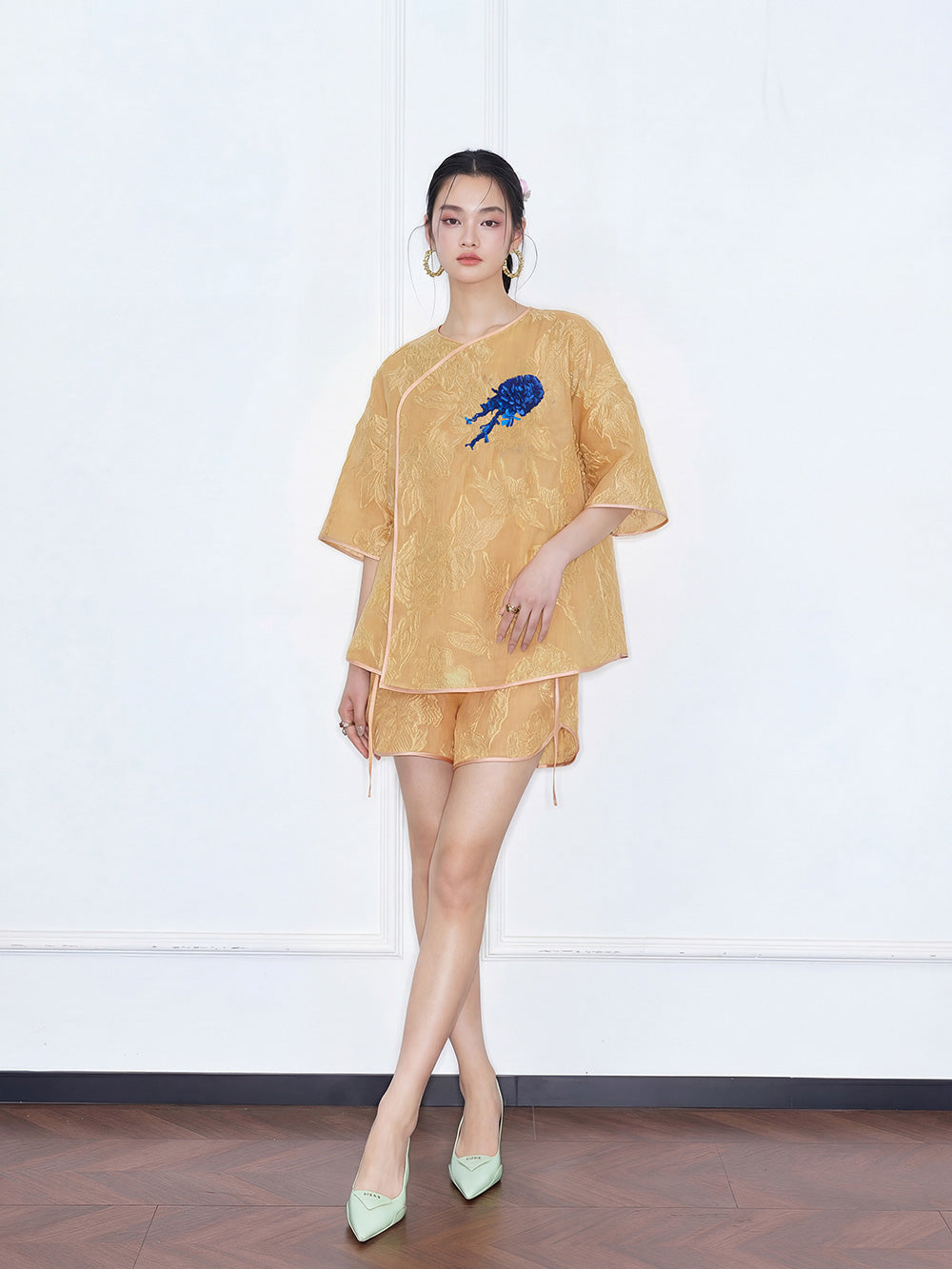 MUKZIN "Capsule Collection" New‑Chinese Style Embroidered Mulberry Silk Orange Set Shorts
