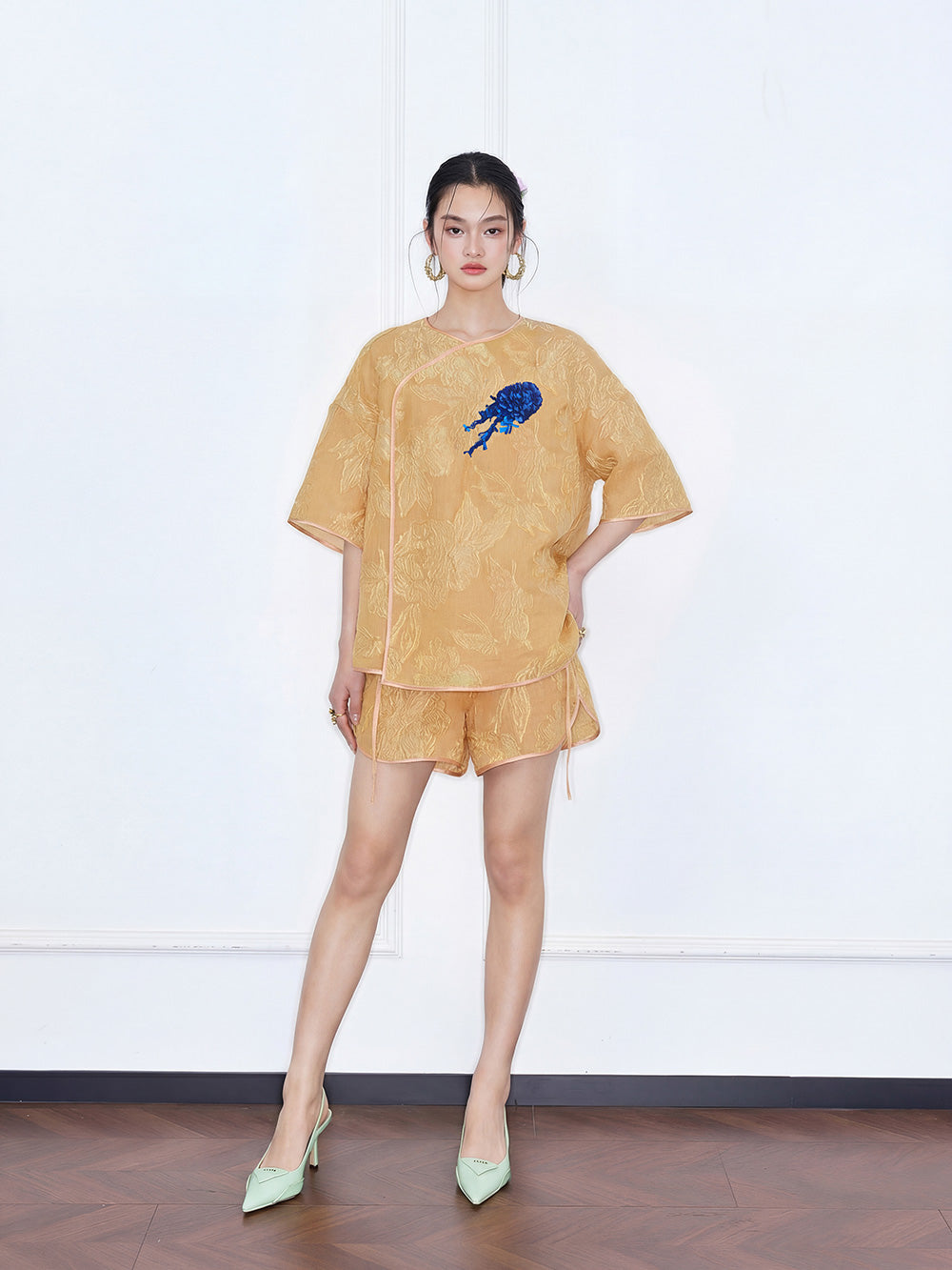 MUKZIN "Capsule Collection" New‑Chinese Style Embroidered Mulberry Silk Orange Set Shorts