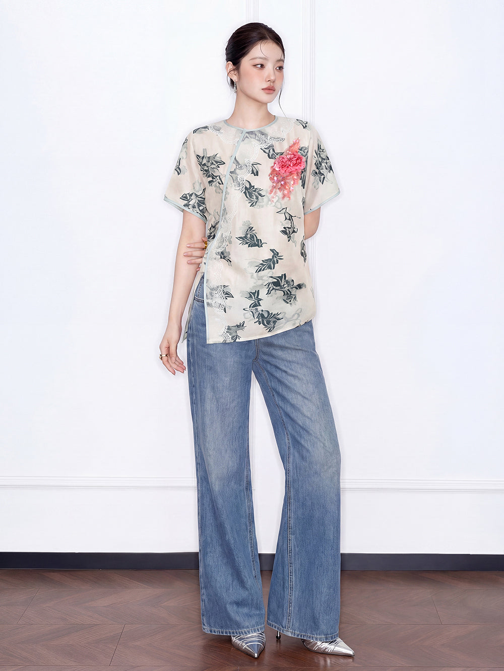 MUKZIN "Capsule Collection" New Chinese Style Embroidered Asymmetric Wrap Waist Ramie Top