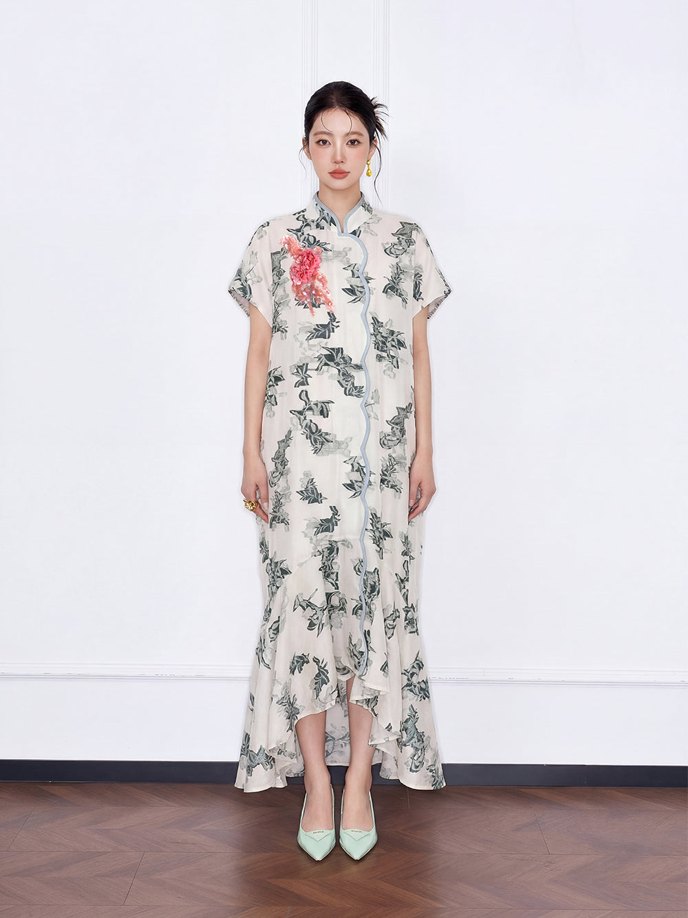 MUKZIN "Capsule Collection" New Chinese Style Mandarin Collar Embroidered Green Ramie Dress