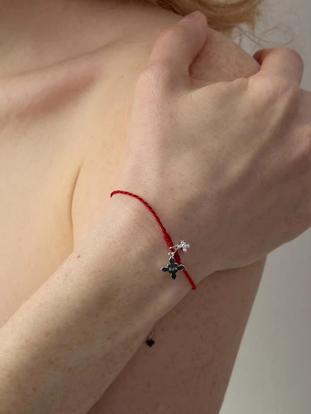 MUKTANK × SUN HUNTER Iris Double Flower Red String Bracelet