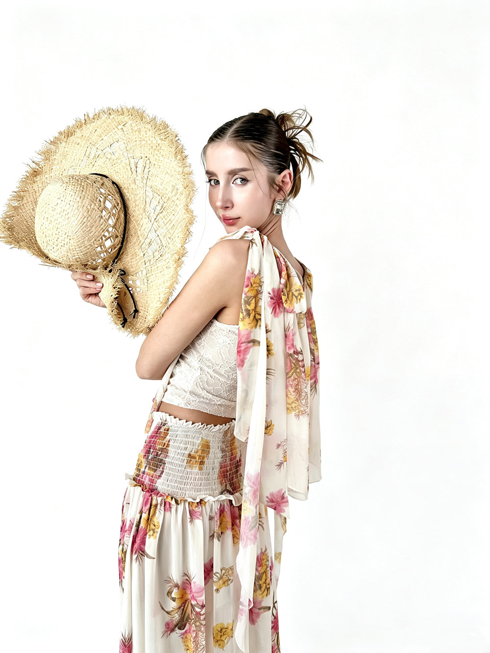 MUKTANK × Jqwention Floral Chiffon Halter Vacation Cami & Midi Skirt Two-Piece Top