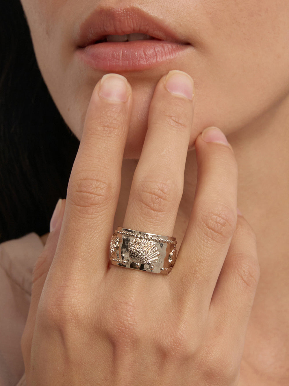MUKTANK x SUN HUNTER Ocean Embossed Ring