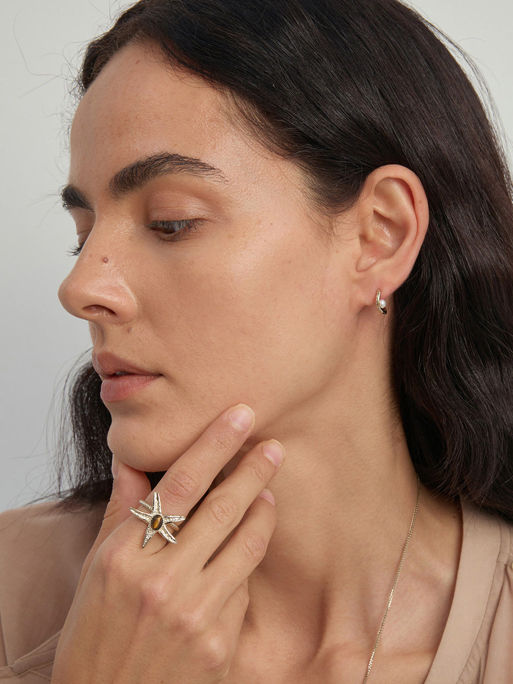 MUKTANK x SUN HUNTER Ocean Pearl Ear Cuff